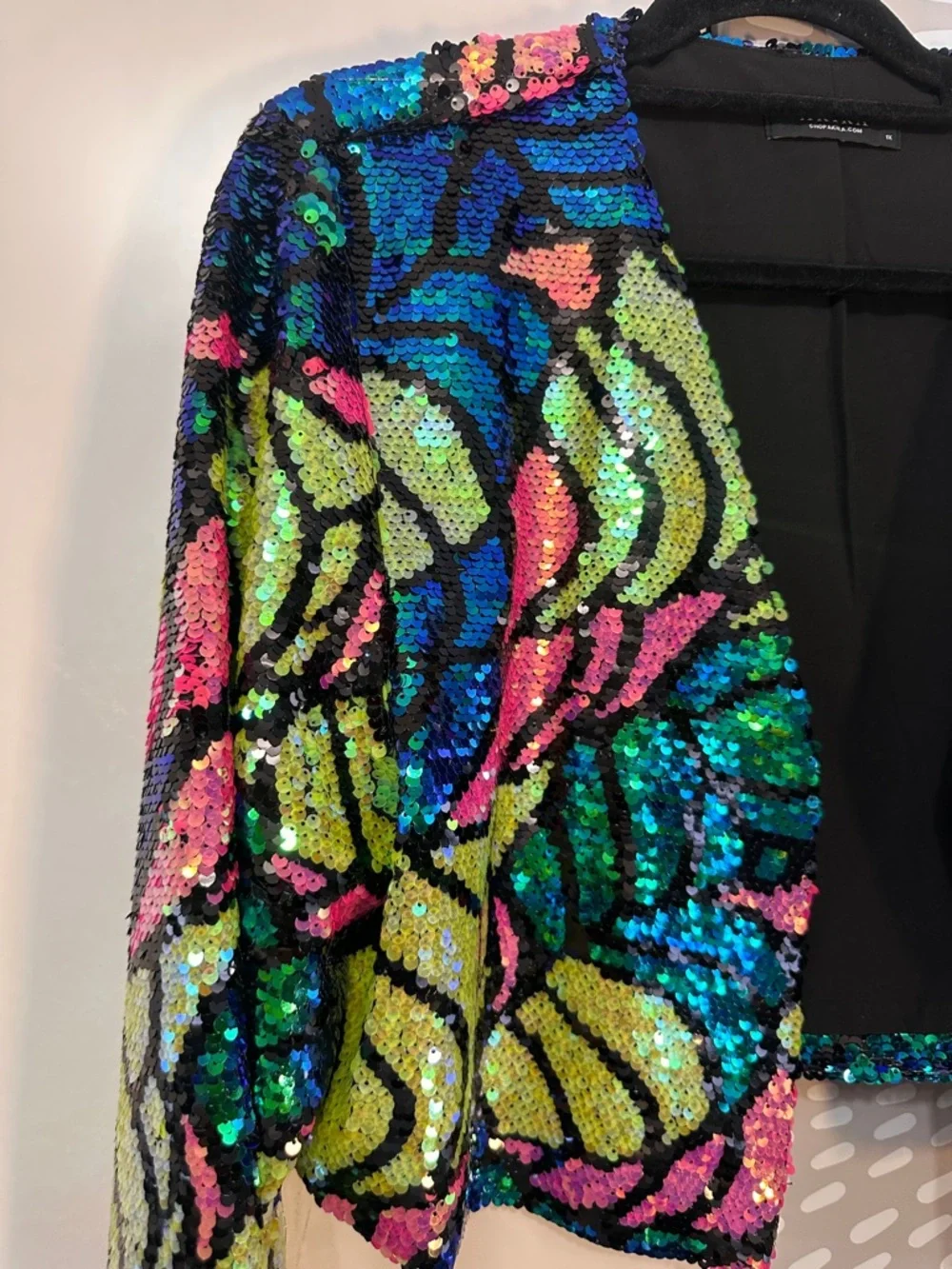 AKIRA Better to Love at Midnight Multicolor Sequin Cropped Blazer Size 1X - Picture 7 of 8